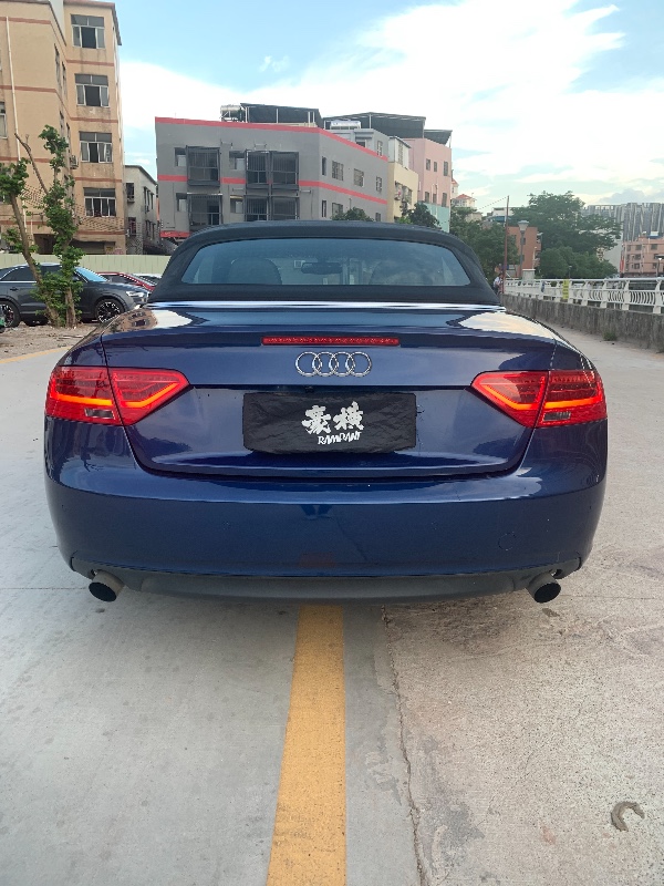 广州13年奥迪A52