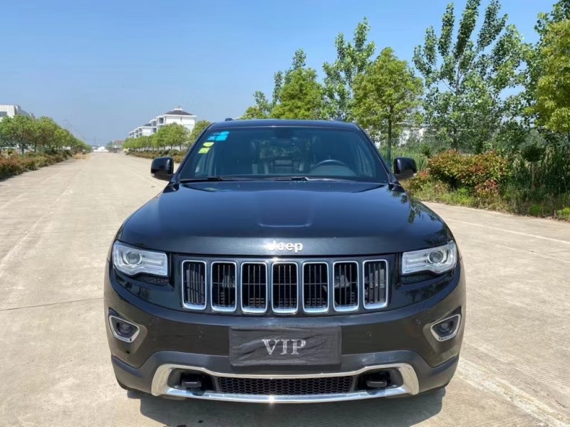 鹽城16年Jeep大切諾基1