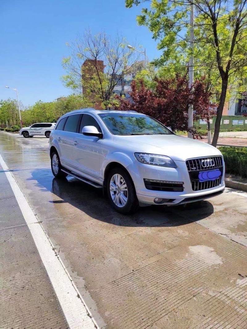 枣庄12年奥迪Q77