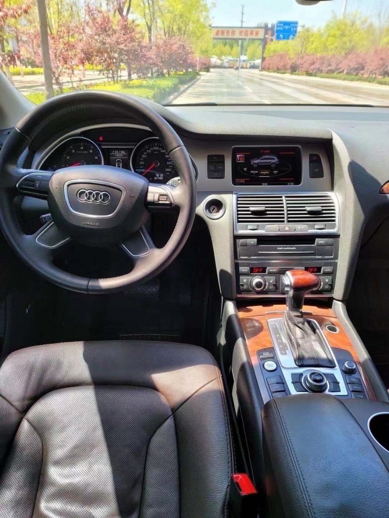 枣庄12年奥迪Q72