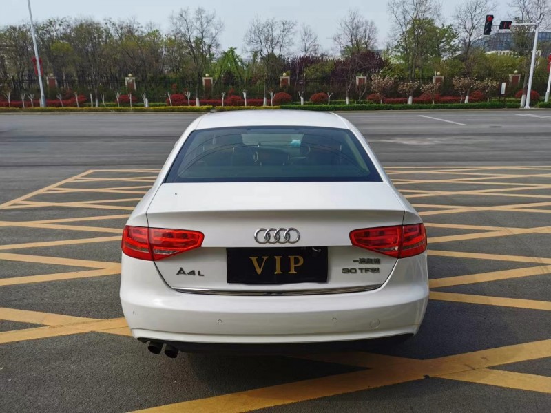 徐州14年奥迪A4L6
