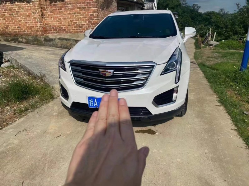 南寧17年凱迪拉克XT51