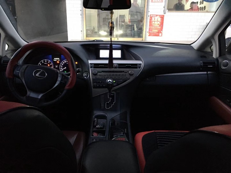 保定13年雷克萨斯RX5