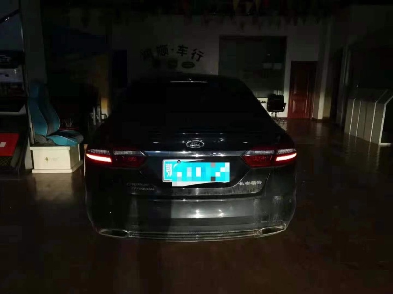 仙桃19年福特金牛座5