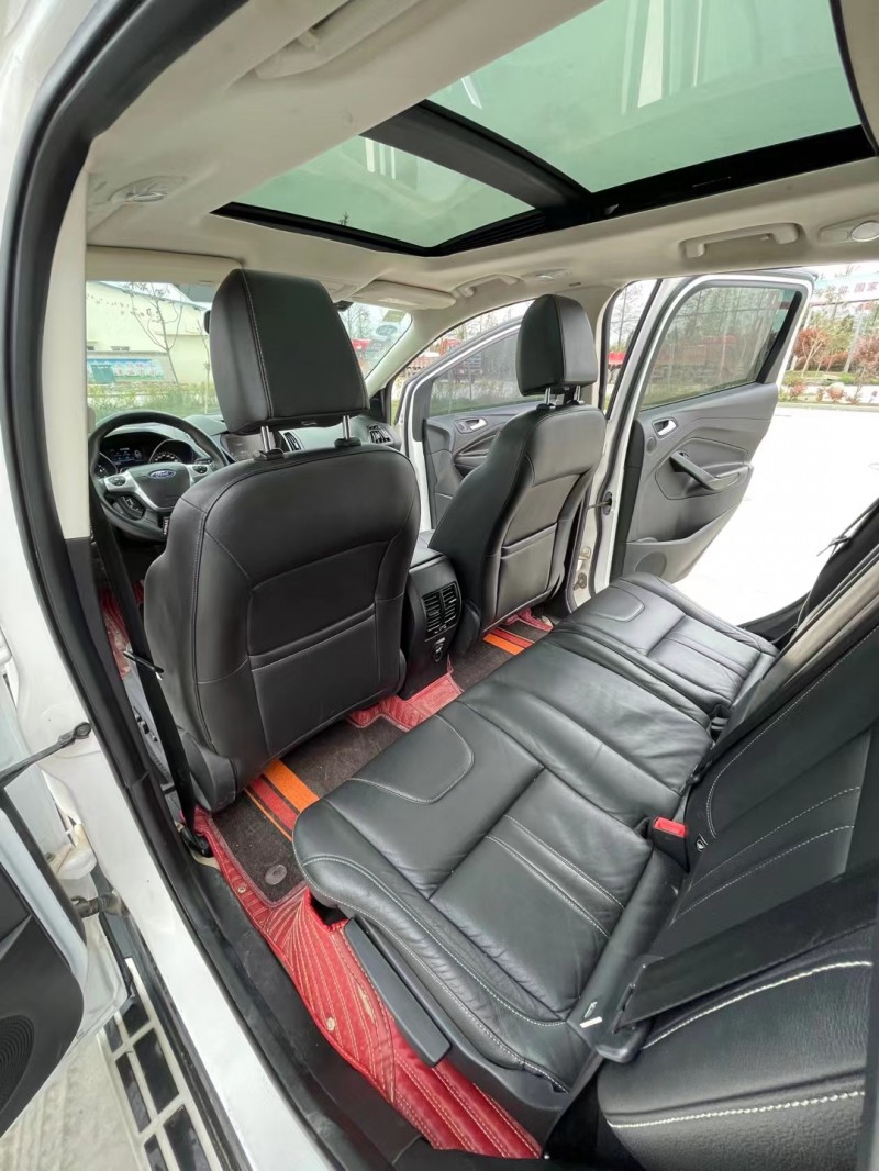 徐州15年福特翼虎9