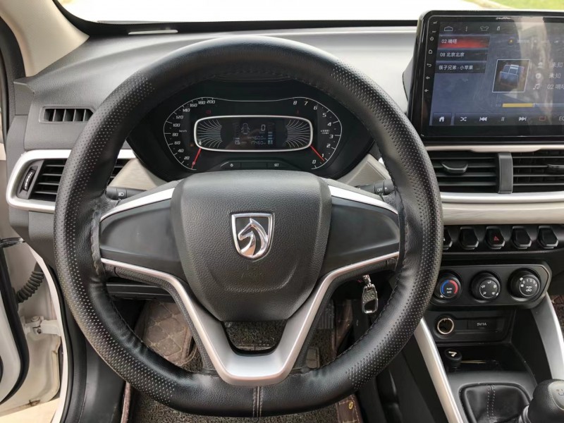 徐州19年寶駿5105