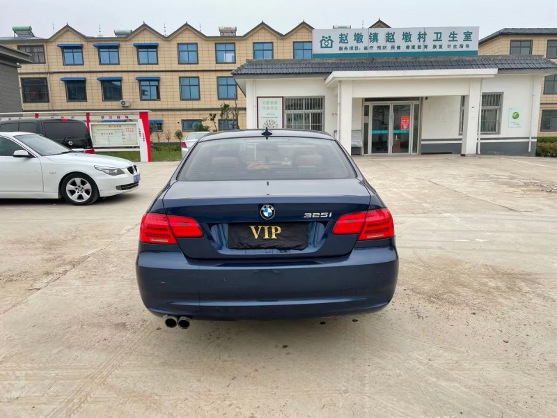 徐州11年宝马3系6