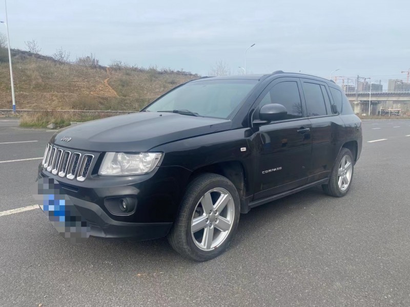 煙臺13年Jeep指南者2