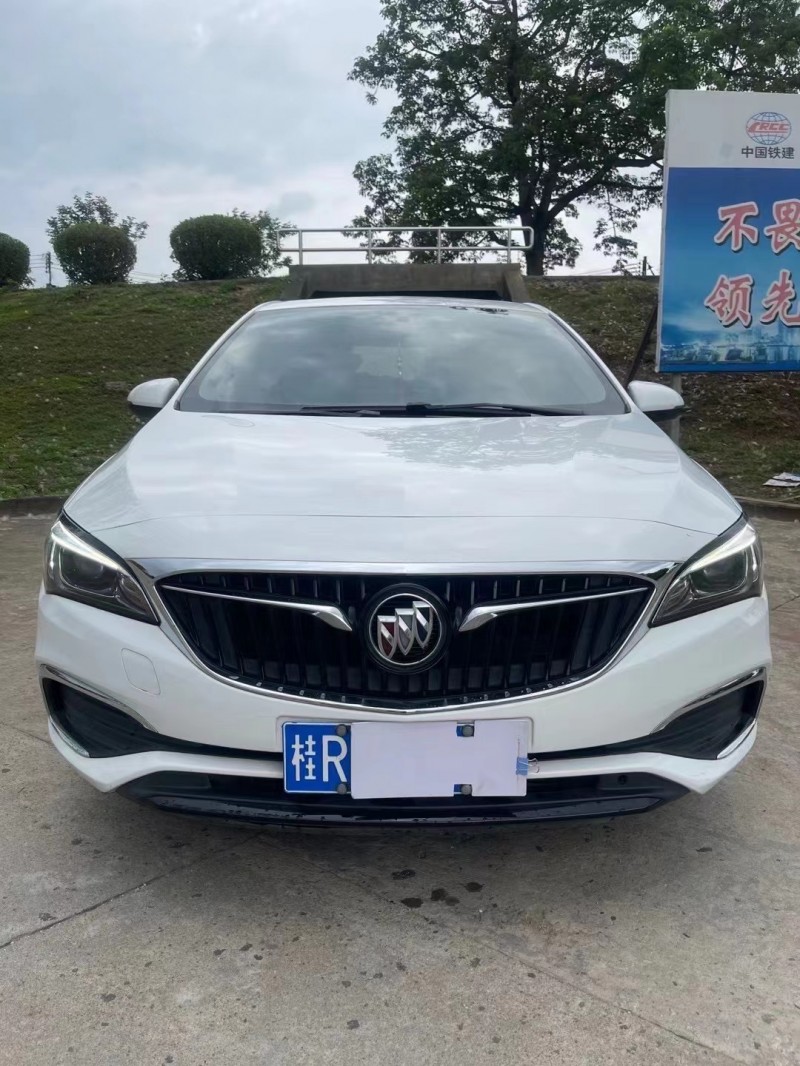 江门19年别克威朗8