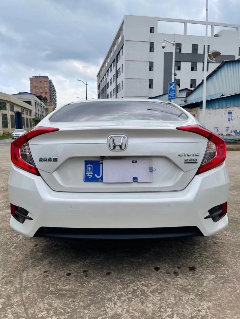 江门18年本田思域7