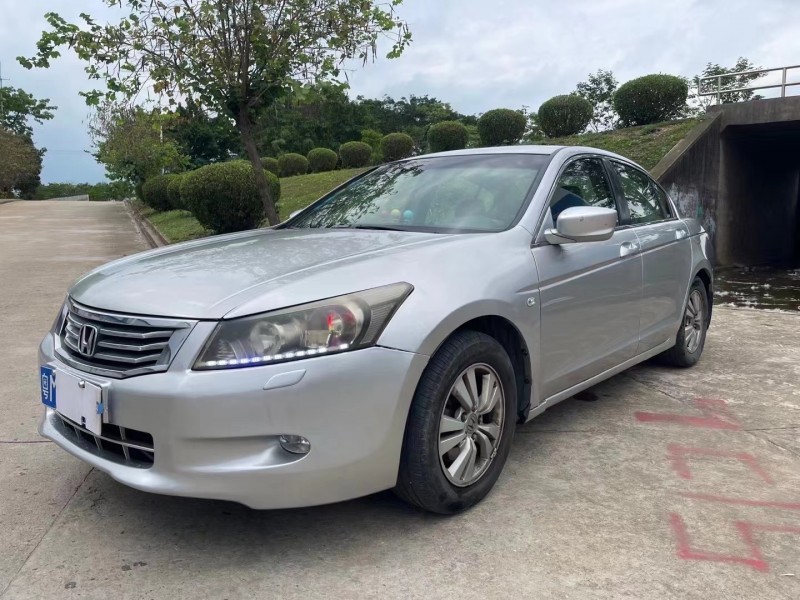 江门08年本田雅阁2