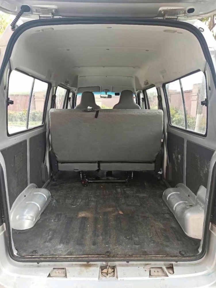 成都19年东风小康7