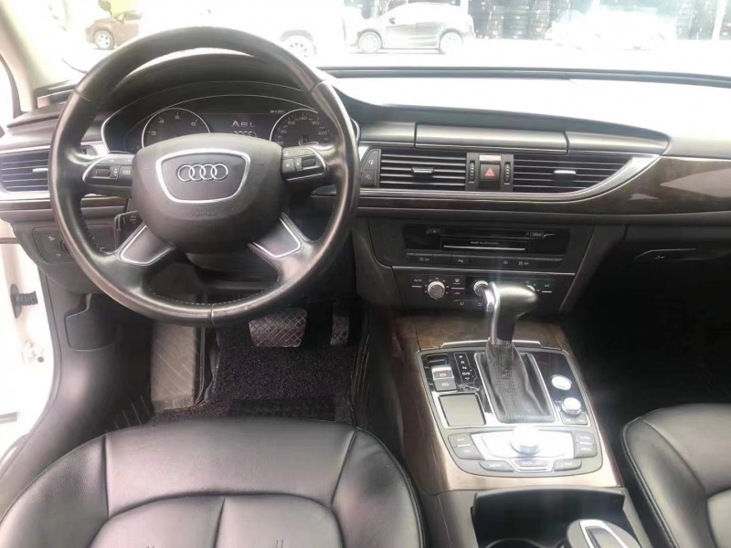 武汉15年奥迪A67