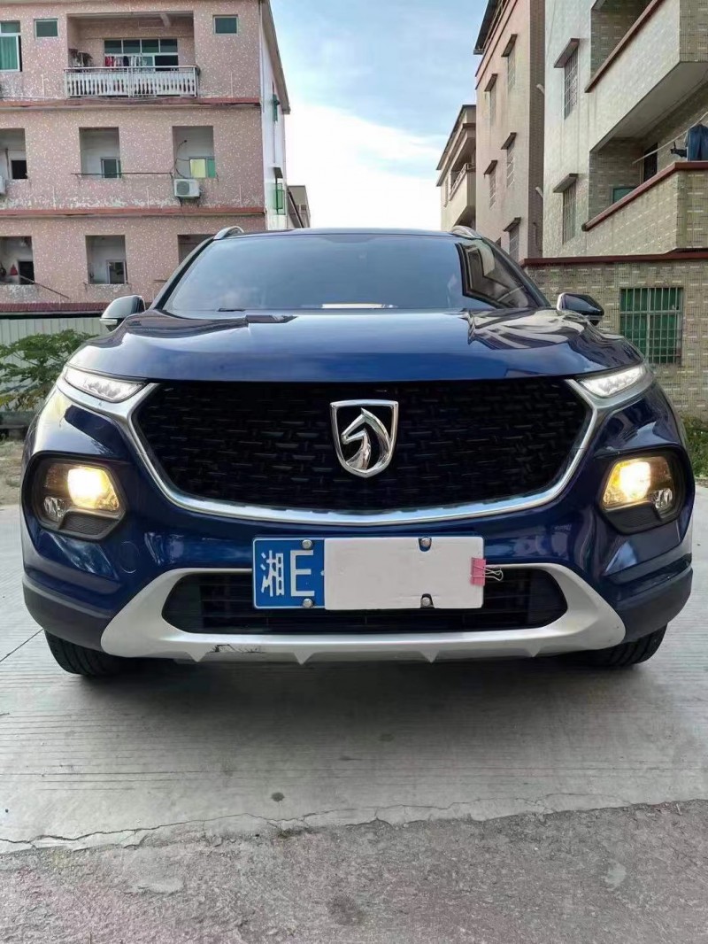 深圳20年寶駿5101