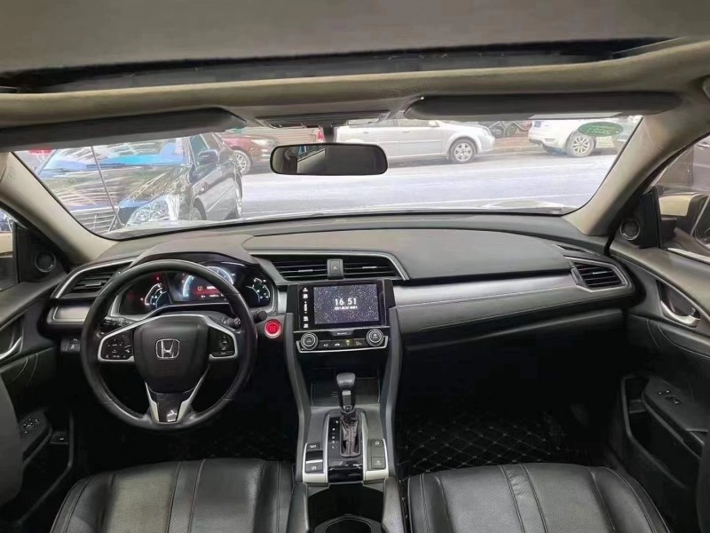 广州17年本田思域5