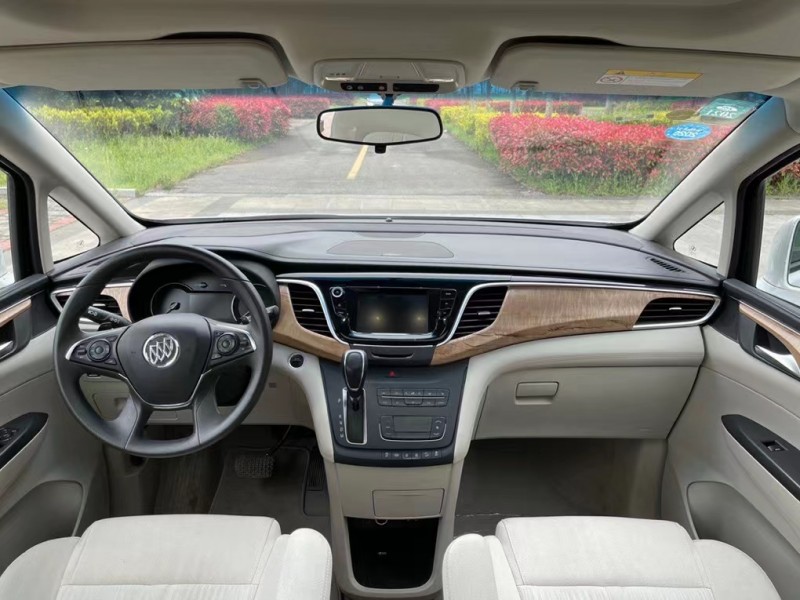 盐城19年别克GL82