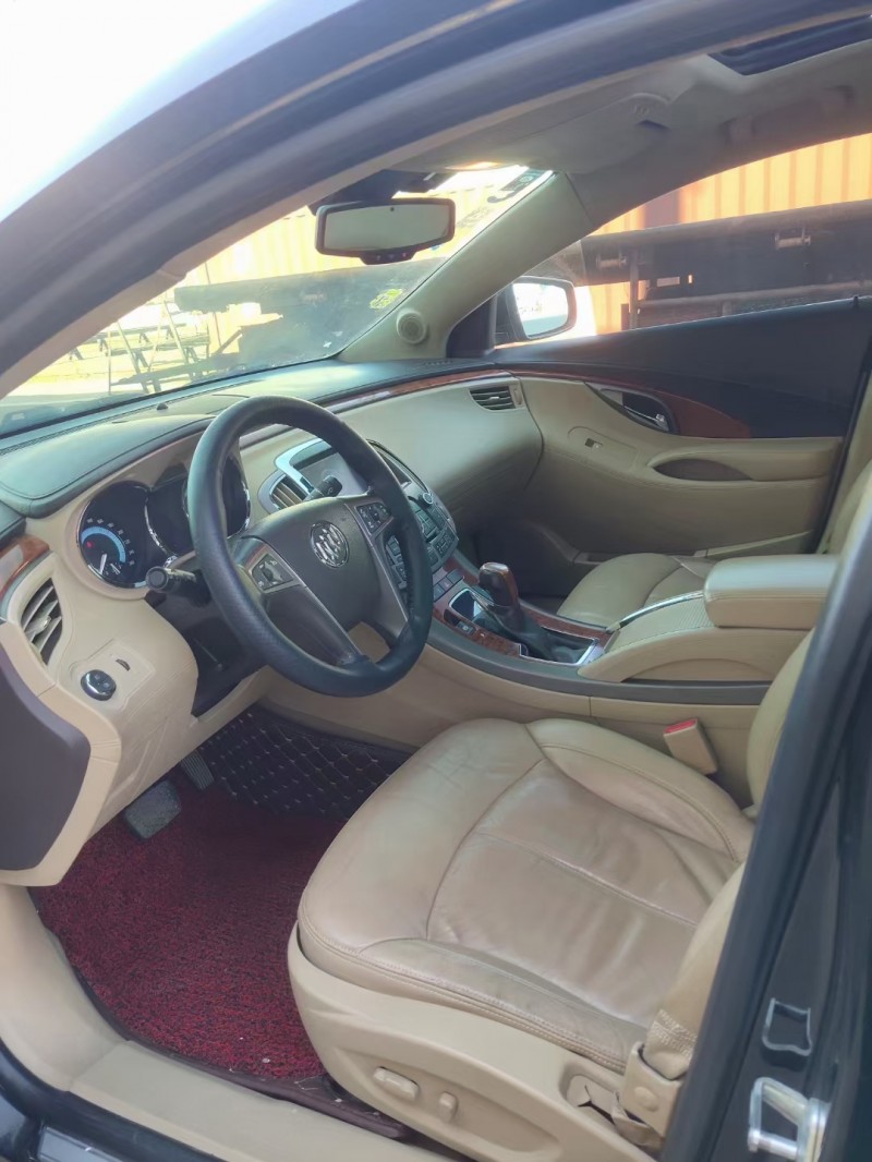 枣庄11年别克君越4