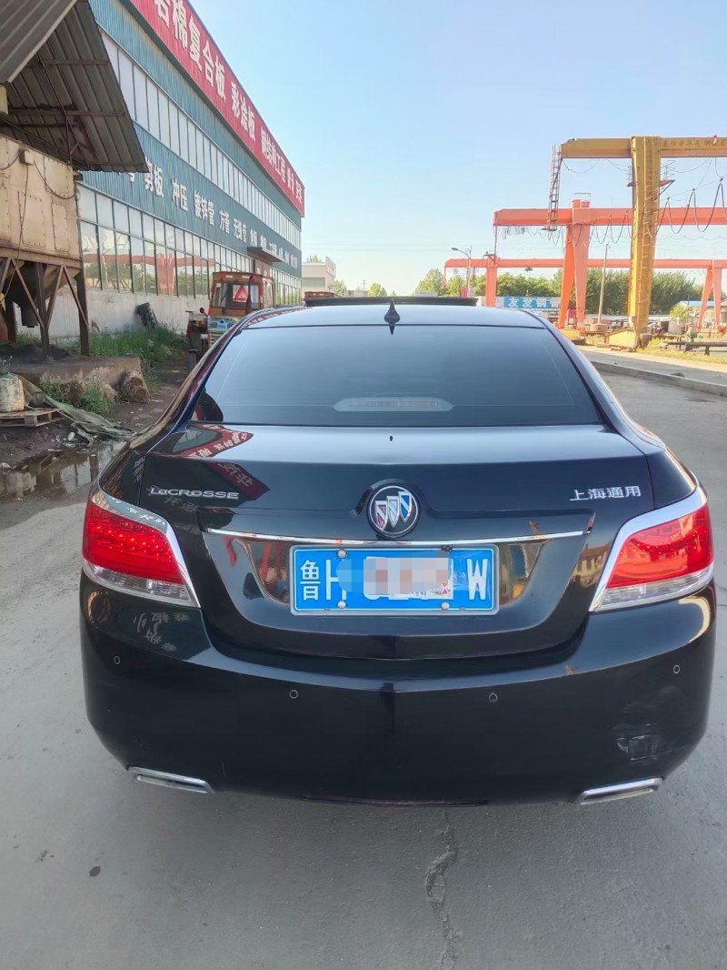 枣庄11年别克君越1