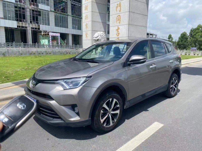 广州20年丰田RAV4荣放2