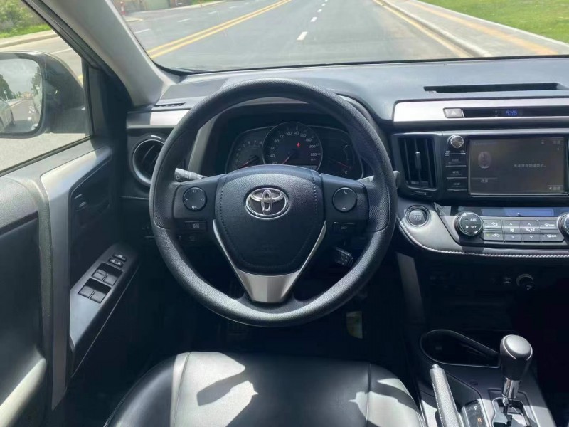 广州20年丰田RAV4荣放4