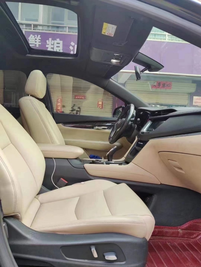 臨汾16年凱迪拉克XT55