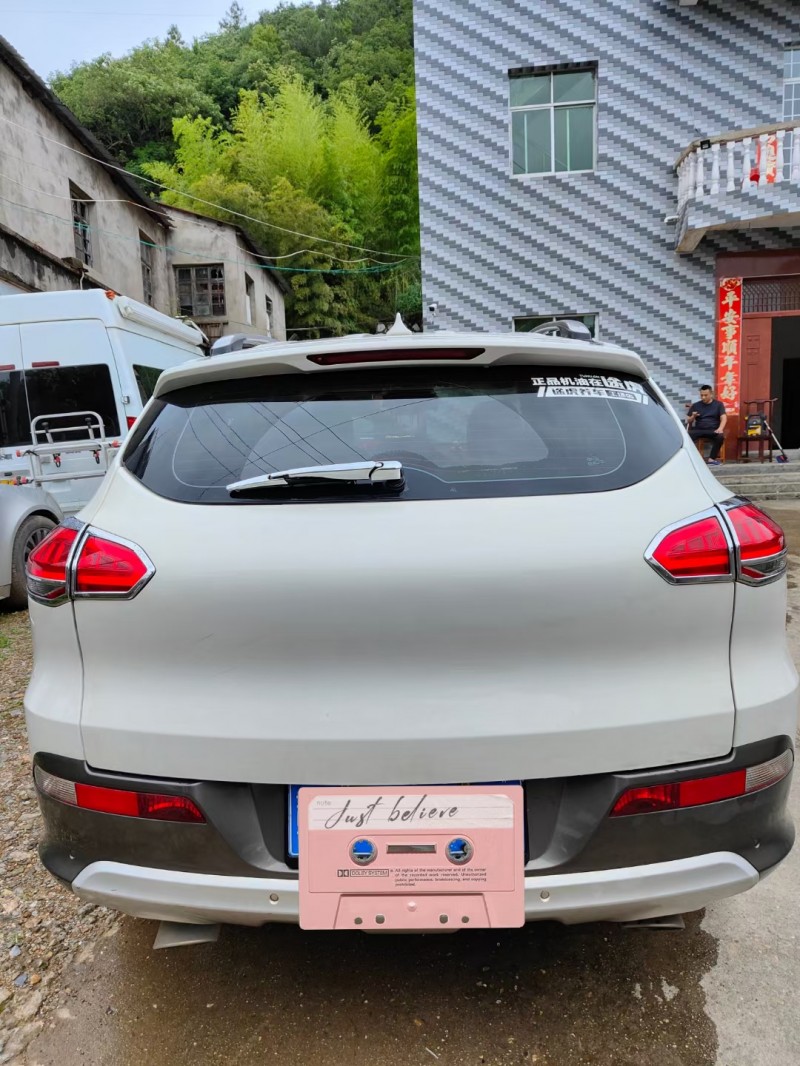 景德鎮19年獵豹汽車CS102