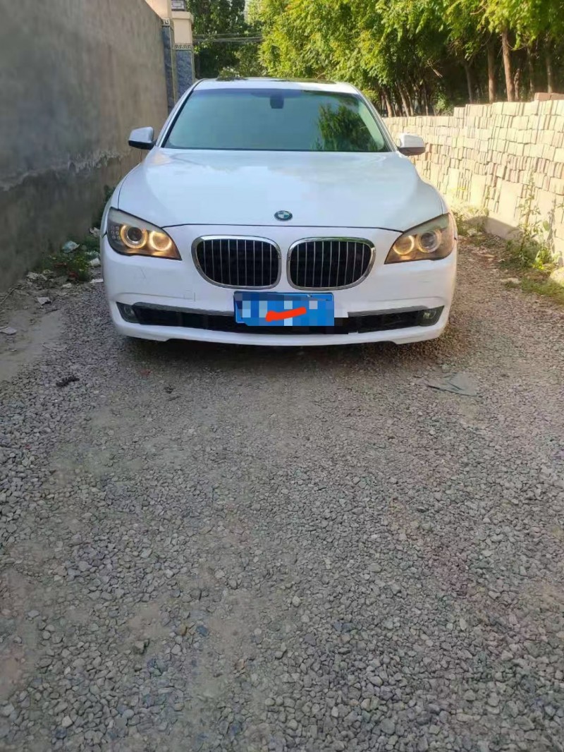 保定11年宝马7系9