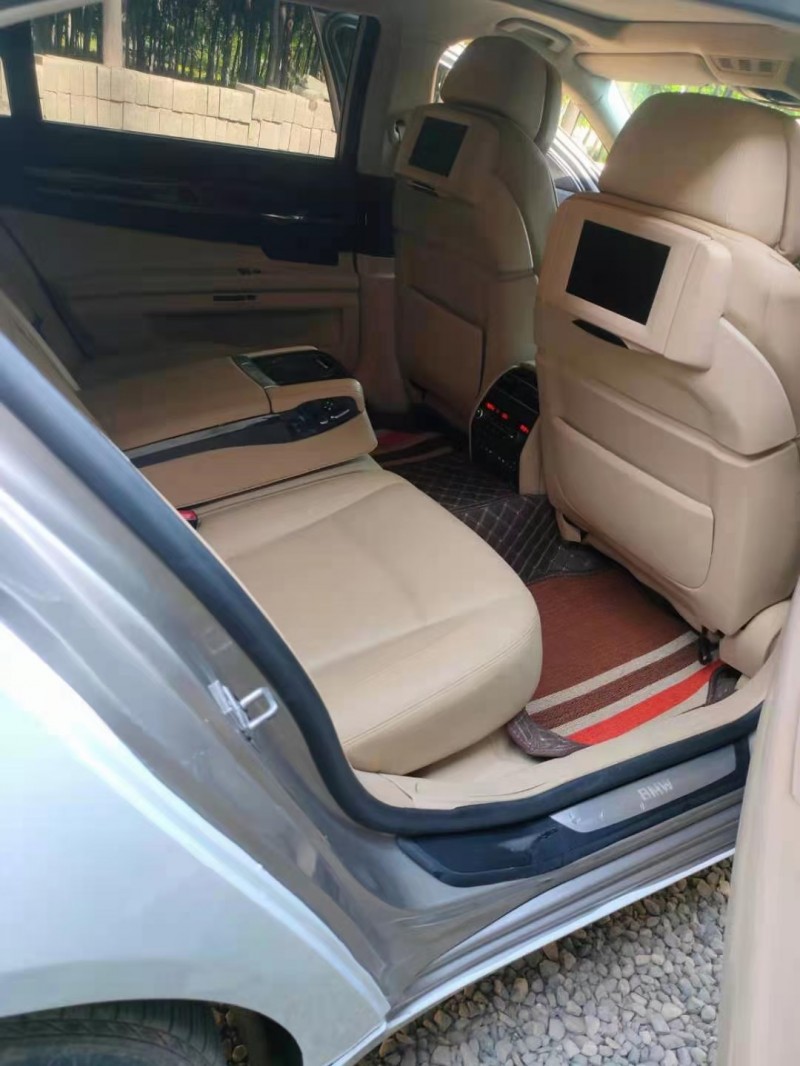 保定11年宝马7系4