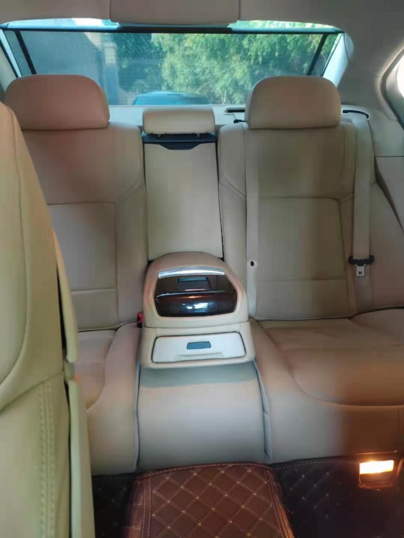 保定11年宝马7系2