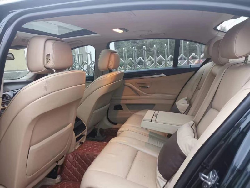 济南11年宝马5系4