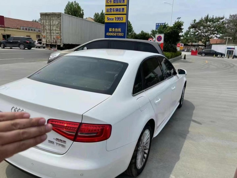 青岛15年奥迪A4L6