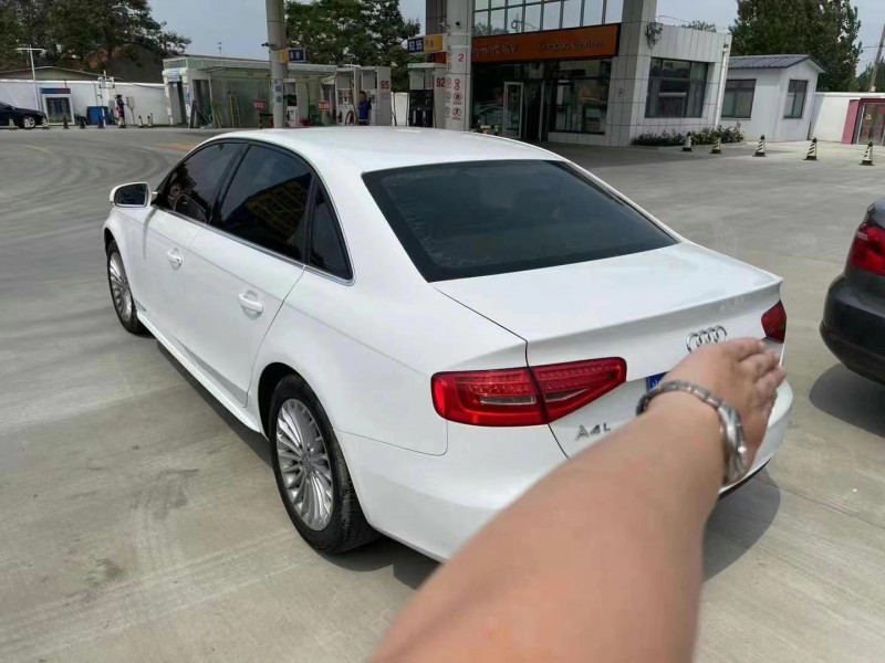 青岛15年奥迪A4L5