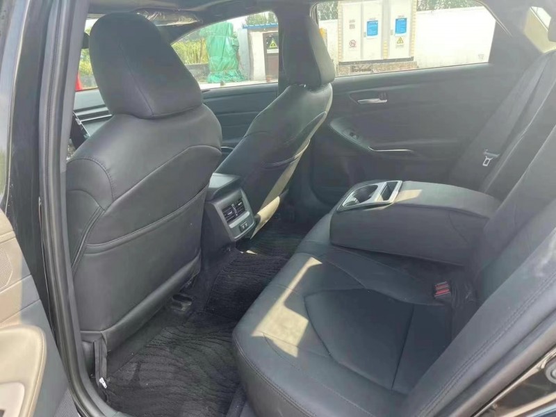 济南20年丰田亚洲龙4