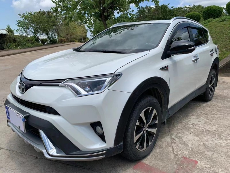 江门18年丰田RAV4荣放2