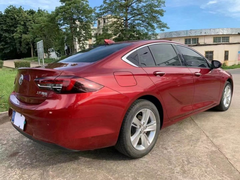 江门17年别克君威9