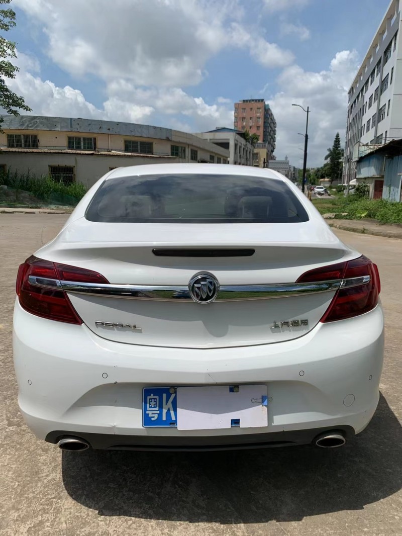 江门17年别克君威9