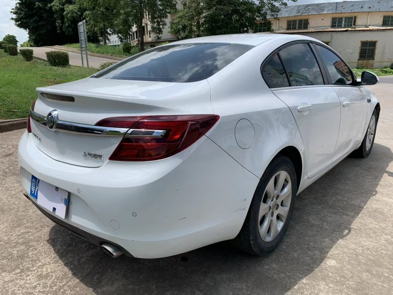 江门17年别克君威8