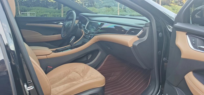 枣庄20年别克君越3