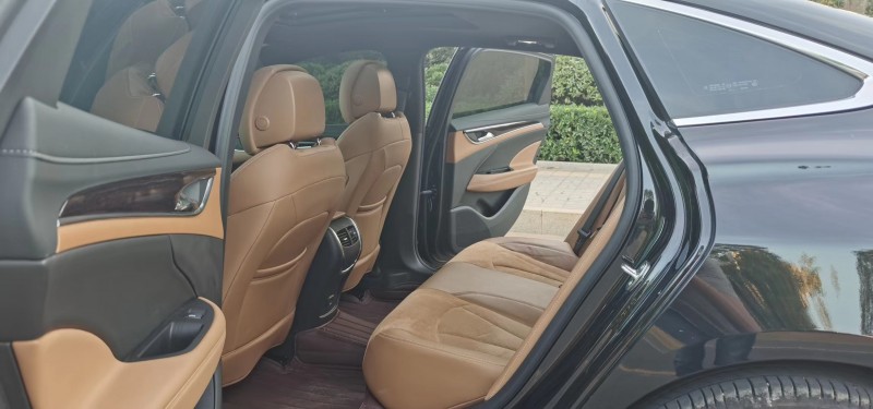 枣庄20年别克君越4