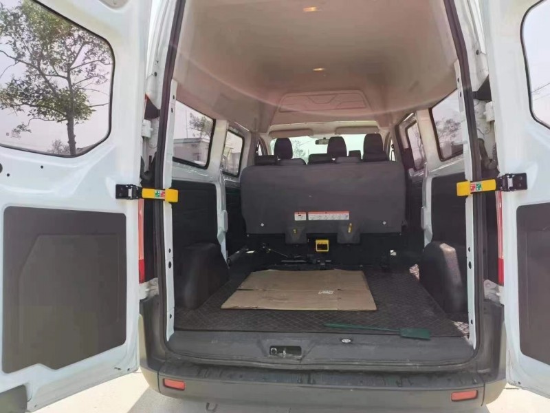 徐州18年福特全顺3