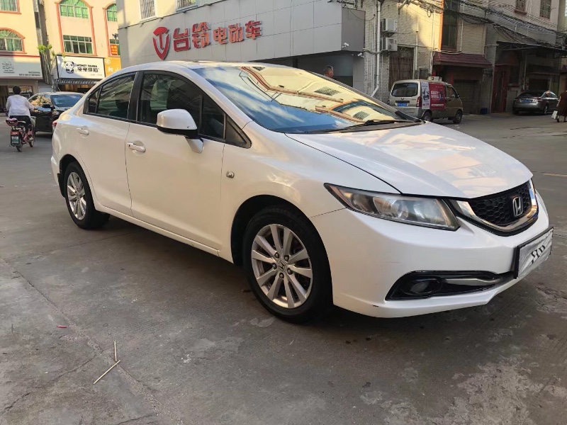 佛山14年本田思域7