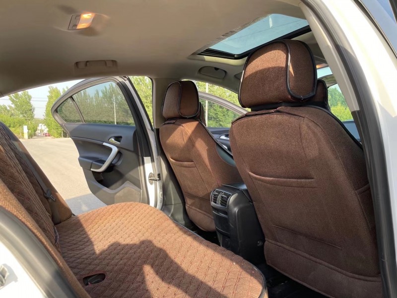 枣庄16年别克君威5