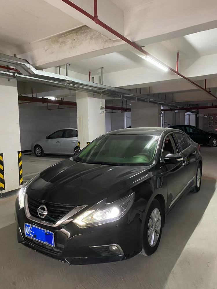 佛山18年日产天籁9