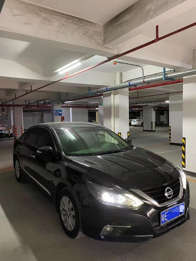 佛山18年日产天籁8