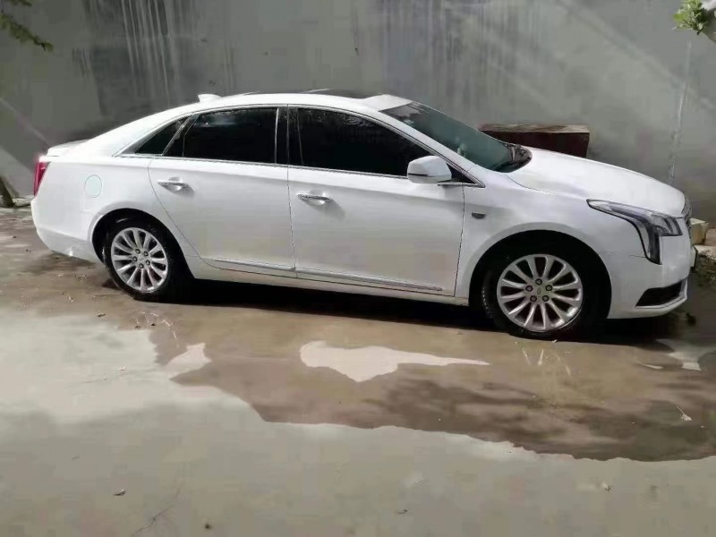 武汉18年凯迪拉克XTS2