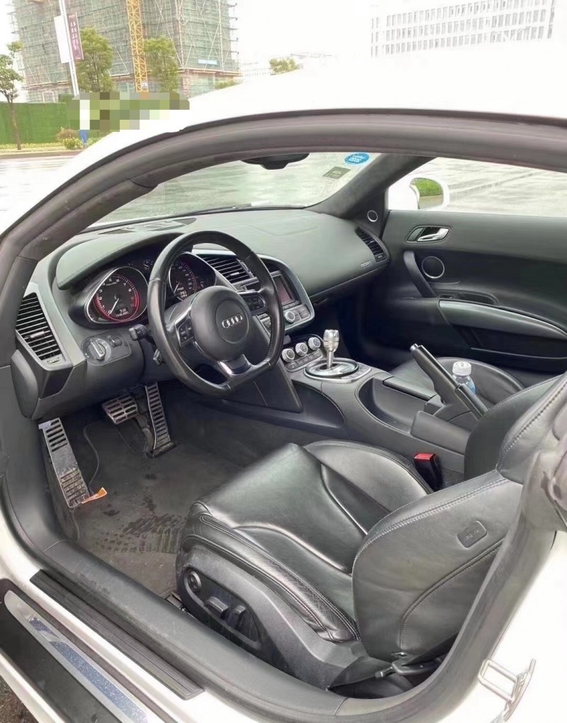 枣庄12年奥迪R86