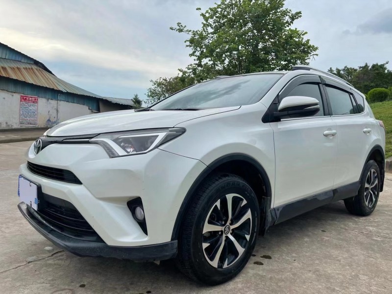 江门19年丰田RAV4荣放4