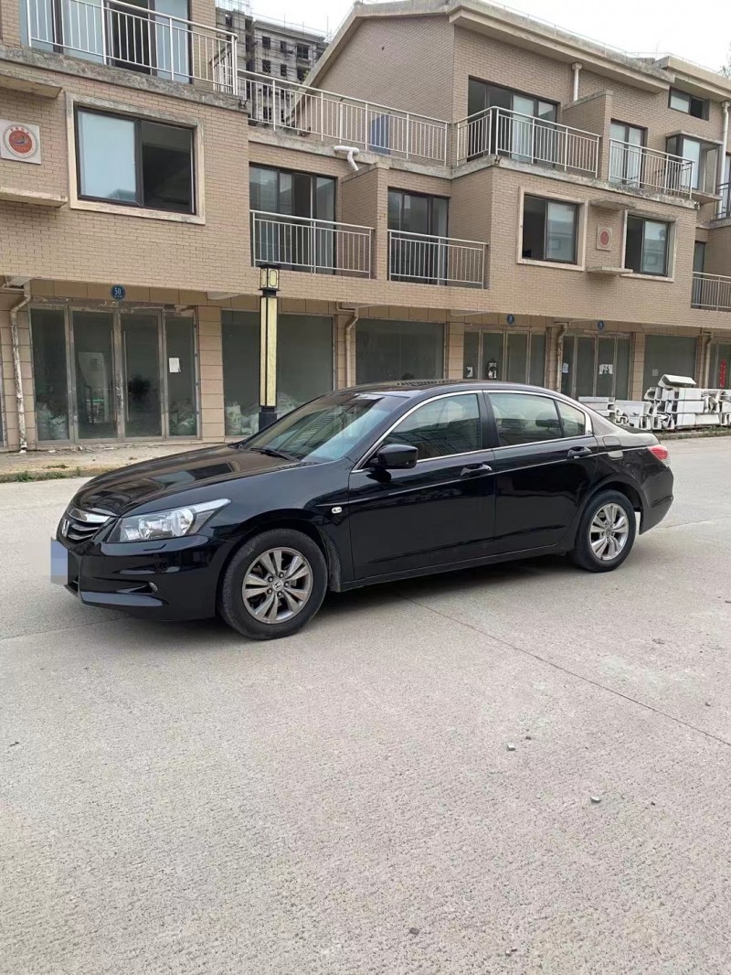 徐州12年本田雅阁2