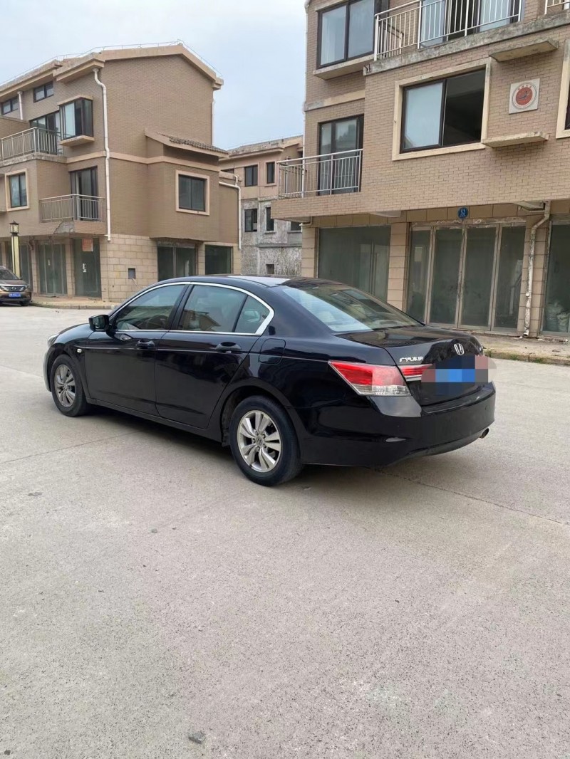 徐州12年本田雅阁9