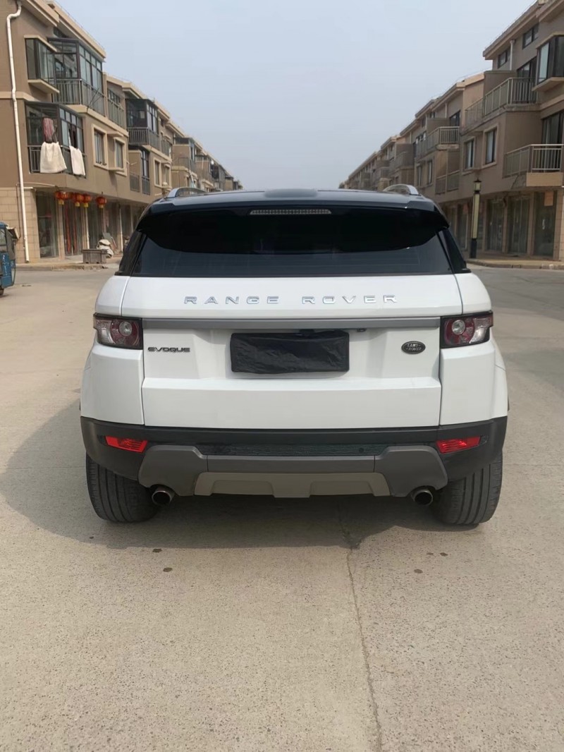 徐州15年路虎极光3